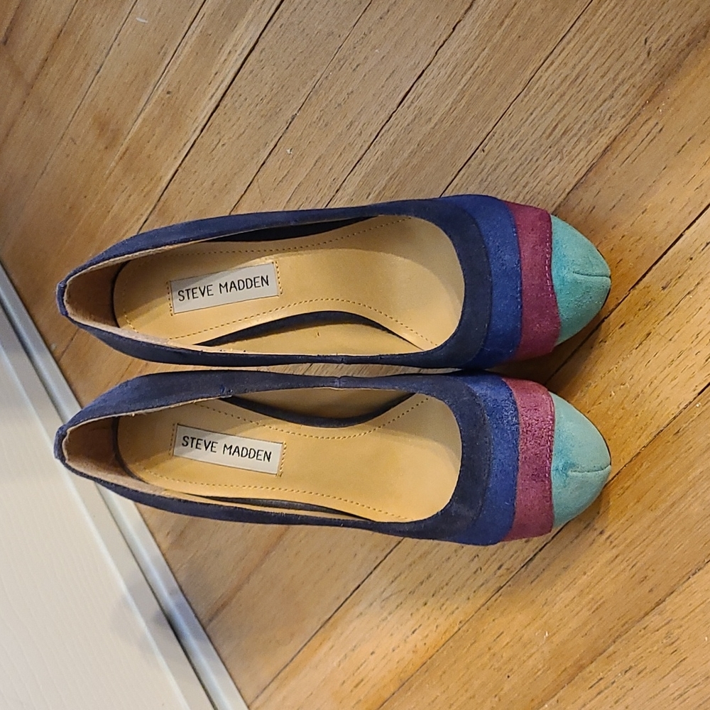 Like new Steve Madden colorful heels size 8